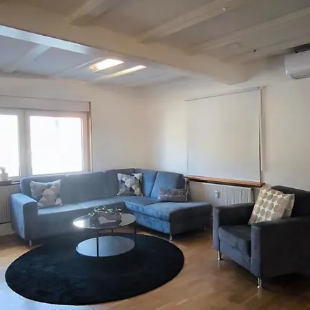 70 Qm Ferienwohnung, Apartamento *